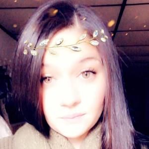 Meet your Posher, Yvonne